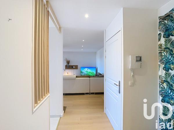 Appartement 3 pièces de 69 m² à Sainte-Foy-lès-Lyon (69110)