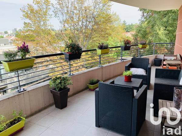 Appartement 3 pièces de 69 m² à Sainte-Foy-lès-Lyon (69110)