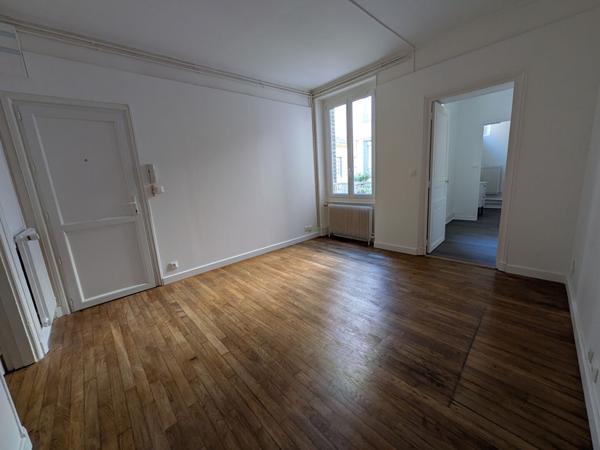 Appartement Reims 2 pièce(s) 39.39 m2 - rue Macquart (Rez-de-chaussée droit sur rue)