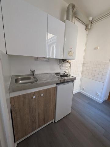 Appartement Reims 2 pièce(s) 39.39 m2 - rue Macquart (Rez-de-chaussée droit sur rue)