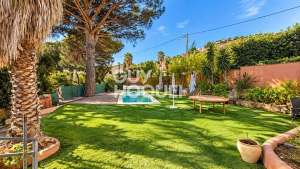 Maison  avec piscine et jardin à Cavalaire-sur-Mer