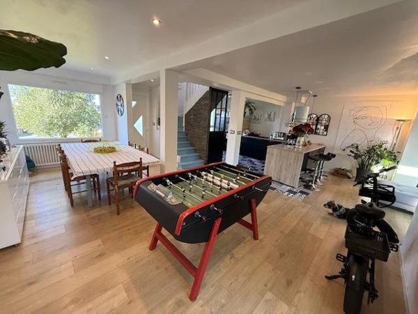 ELEGANTE MAISON RENOVEE,  A 10 MM A PIED DE LA PLAGE