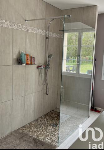 Maison traditionnelle 7 pièces de 140 m² à Verberie (60410)