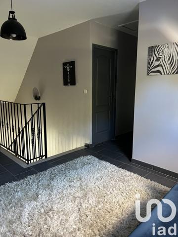 Maison traditionnelle 7 pièces de 140 m² à Verberie (60410)