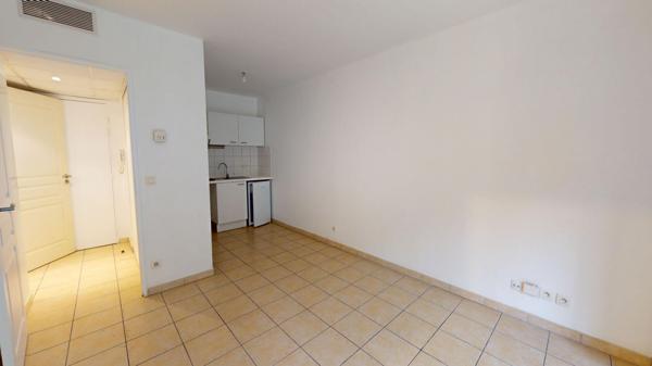Appartement Montpellier 2 pièce(s) 33 m2, terrasse 10M2 jardin 47m2,