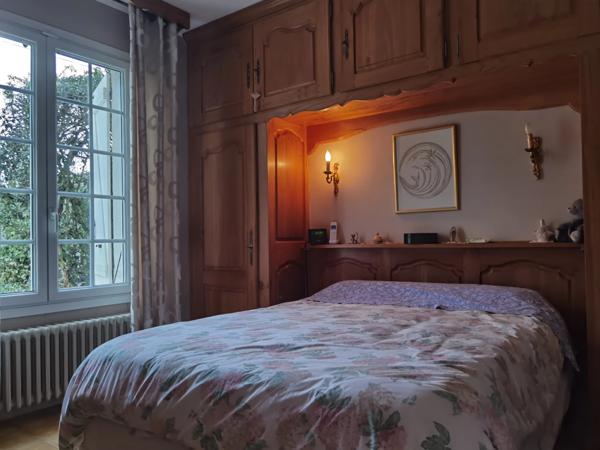 Grande maison familiale avec jardin généreux maison d'amis