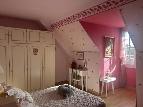 Grande maison familiale avec jardin généreux maison d'amis