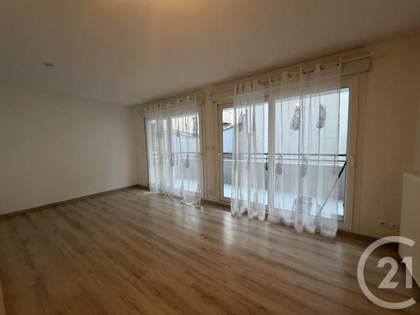 Appartement F3 à vendre  3 pièces - 62 m2 VOIRON - 38