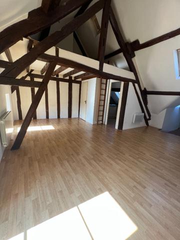 Apparetement- F1- 37m² DONNEMARIE DONTILLY