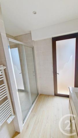 Appartement F4 à vendre  4 pièces - 132 m2 ST LAURENT DU VAR - 06