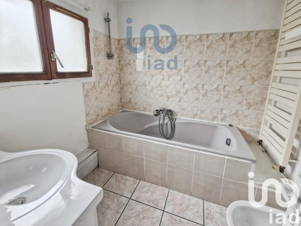 Appartement à vendre 4 pièces 71 m² Pontault-Combault