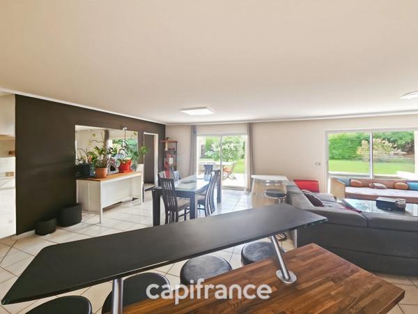 Maison de plain-pied, 112m² et 18m² chalet/studio, terrain de 1152m²