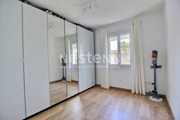 Maison de type 4 d'environ 126m² avec véranda, jardin, piscine et garage