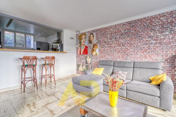 Maison Le Plessis Robinson 6 pièce(s) 182.62 m2 €830 000 ** - Référence 523