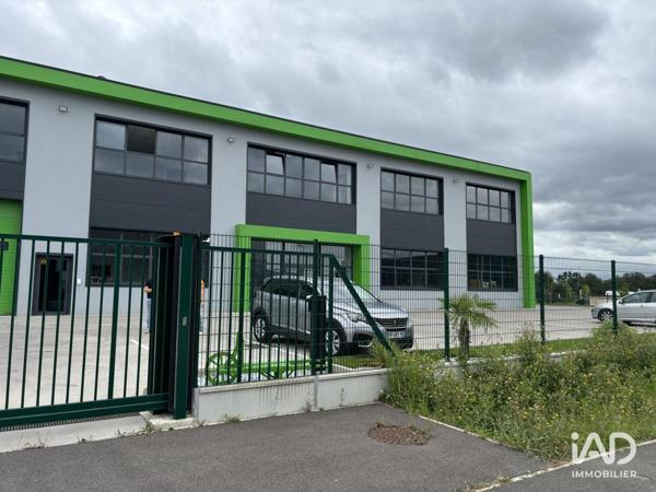 Location local d’activité 200 m² Courtry