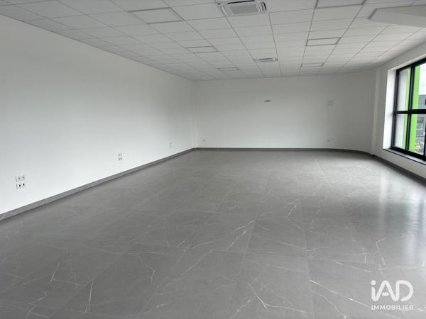 Location local d’activité 200 m² Courtry