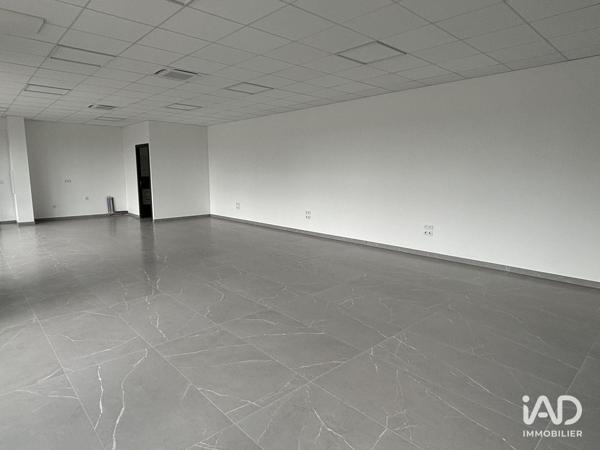 Location local d’activité 200 m² Courtry