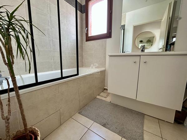 Appartement Carrieres Sous Poissy 3 pièce(s) 67 m2 €275 000 ** - Référence 9180
