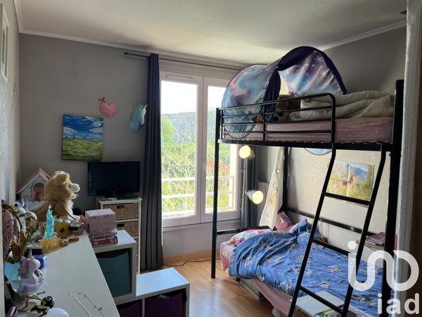 Duplex 3 pièces de 86 m² à Maurepas (78310)