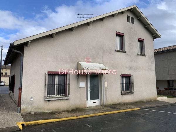 Immeuble à vendre 9 pièces de 135 m²