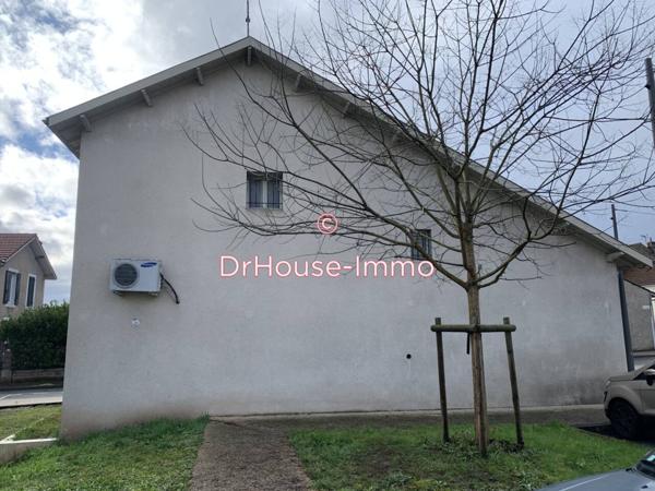 Immeuble à vendre 9 pièces de 135 m²