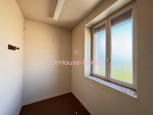 Immeuble à vendre 9 pièces de 135 m²