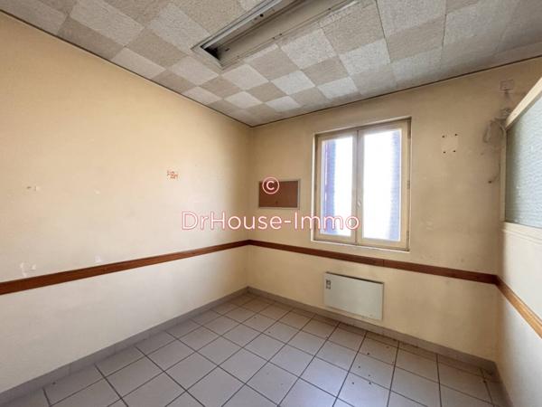 Immeuble à vendre 9 pièces de 135 m²