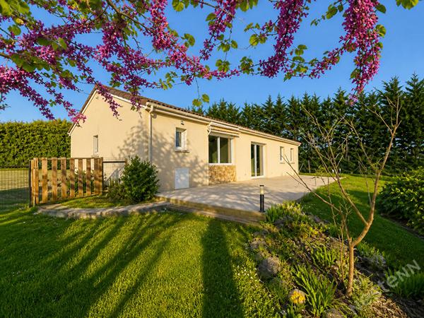Élégante maison de plain-pied dans un environnement privilégié !
