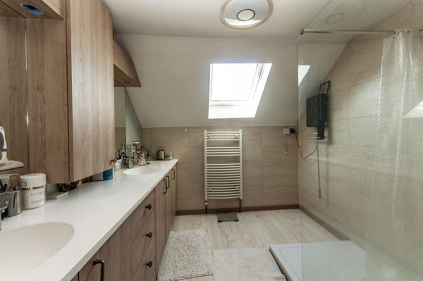 Maison 5 pièces - 110 m² Exclusivité efficity