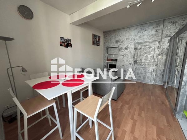 Location Appartement meublé 2 pièces 41.45 m² - 25 RUE CLEMENCEAU La Roche Sur Yon 85000