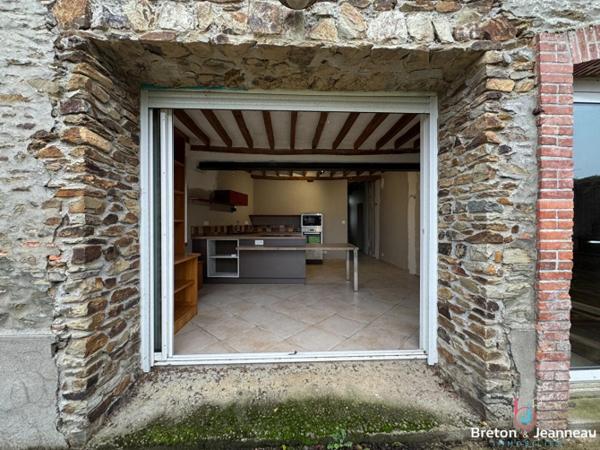 Maison à Quelaines Saint Gault