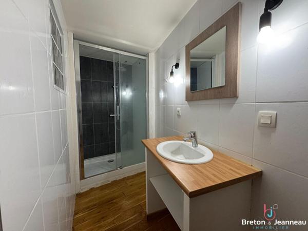 Maison à Quelaines Saint Gault