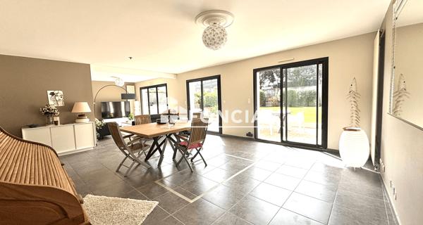 À vendre Appartement 4 pièces 110 m² - Vannes 56000