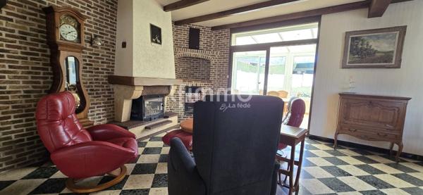 Maison lumineuse avec garage et dépendances