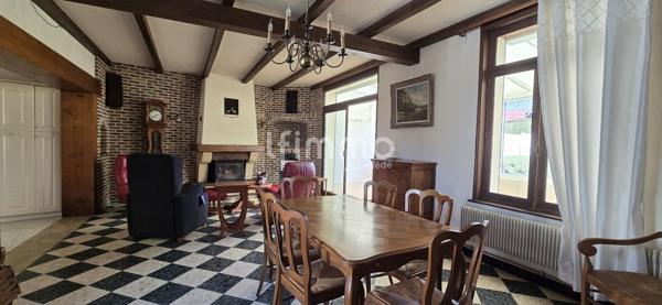 Maison lumineuse avec garage et dépendances