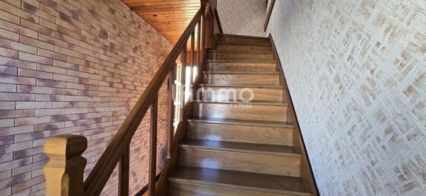 Maison lumineuse avec garage et dépendances