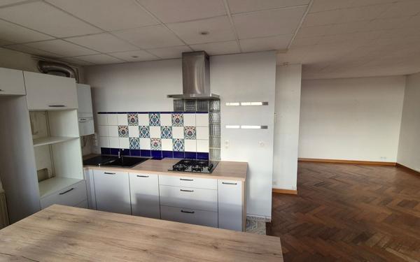 Appartement à vendre    3 pièces • 67 m2 Elbeuf