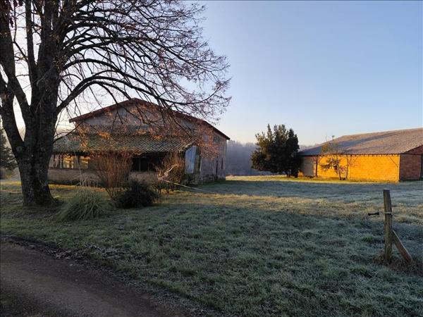 Grange à vendre |  Lévignac-de-Guyenne |  1 pièce