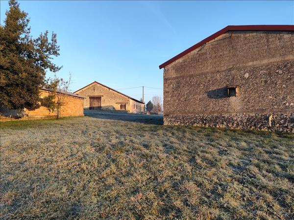 Grange à vendre |  Lévignac-de-Guyenne |  1 pièce
