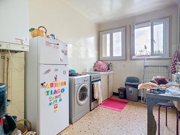 SPECIAL INVESTISSEUR - Appartement vendu loué à Brive La Gaillarde 79.54 m2 - 3 chambres - Garage - parking