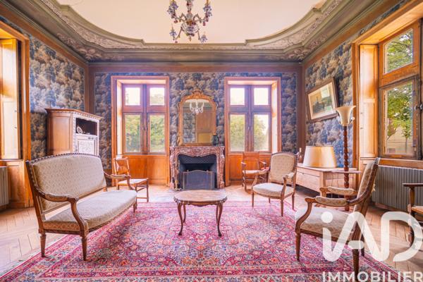 Maison à vendre 11 pièces 345 m² Aigné