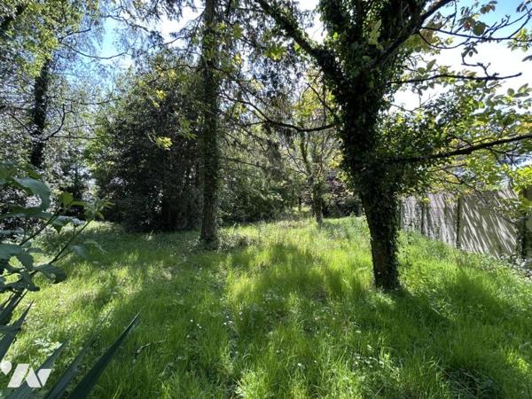 Maison à vendre Saint-Jean-de-Boiseau – 83 m² – 2 chambres – grand terrain 2700 m² – sous-sol comple