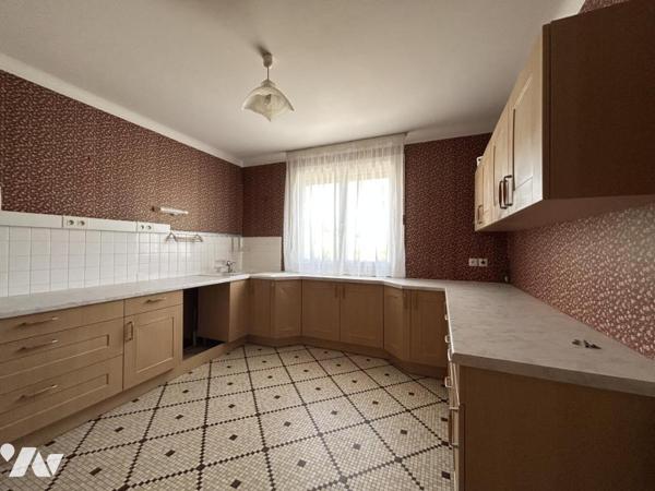 Maison à vendre Saint-Jean-de-Boiseau – 83 m² – 2 chambres – grand terrain 2700 m² – sous-sol comple