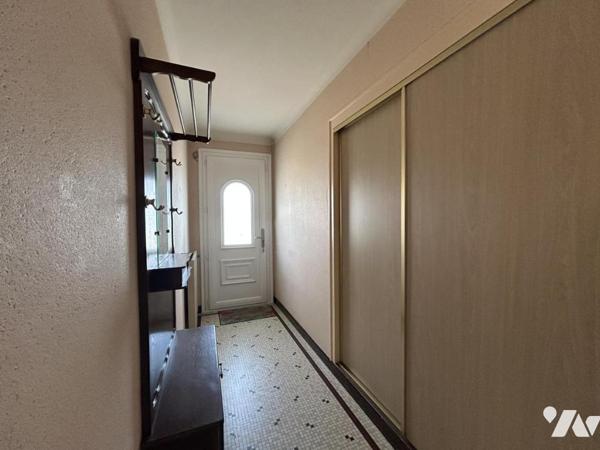 Maison à vendre Saint-Jean-de-Boiseau – 83 m² – 2 chambres – grand terrain 2700 m² – sous-sol comple