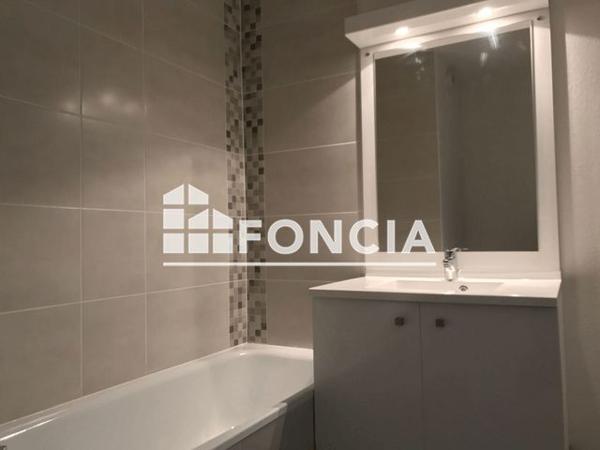 Location Appartement 2 pièces 45.5 m² - 47 BOULEVARD SILVIO TRENTIN Toulouse 31200