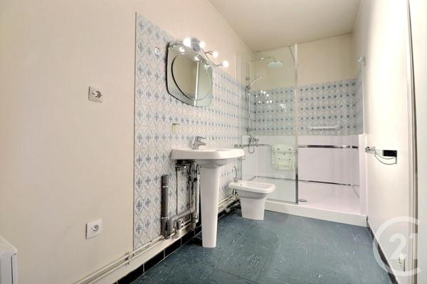 Maison à vendre  4 pièces - 86,30 m2 ST RAPHAEL - 83