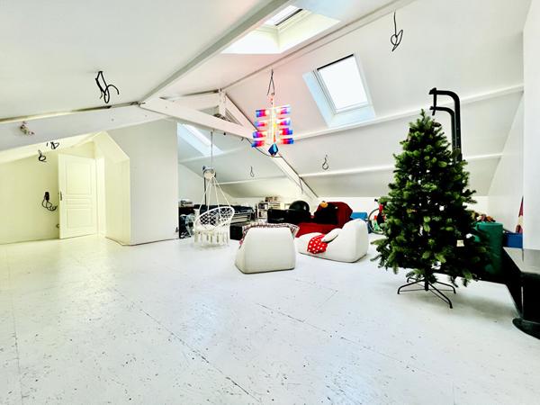 Maison 7 pièces 210 m2