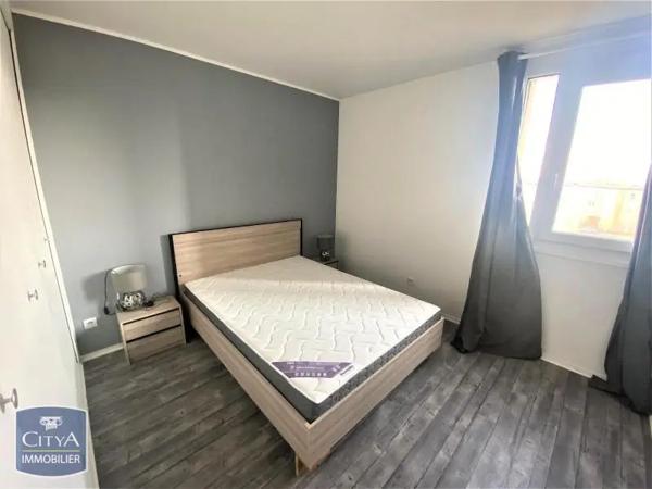 Appartement à louer 2 pièces 52.4m² Le Mans (72100)