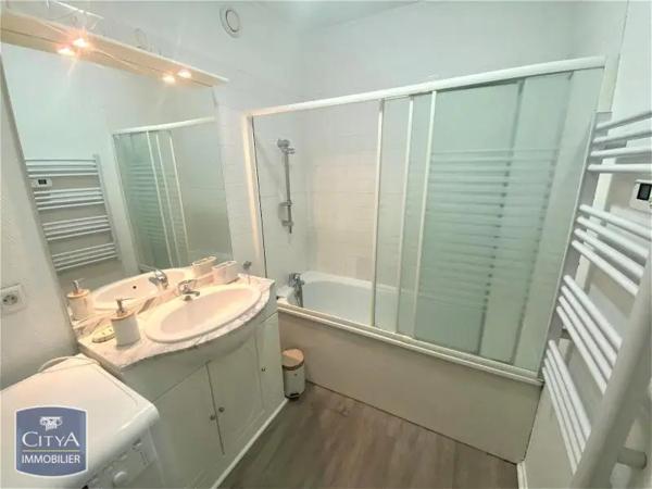 Appartement à louer 2 pièces 52.4m² Le Mans (72100)