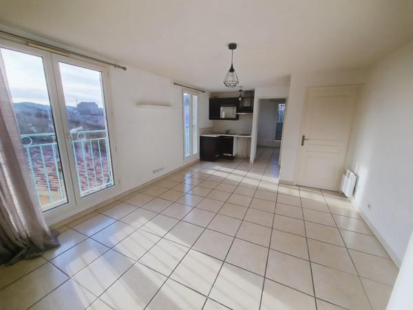 T2 avec terrasse et parking idéal premier achat ou investissement locatif